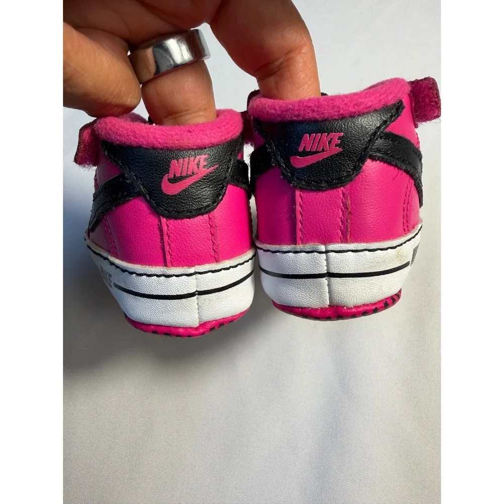 Nike force crib